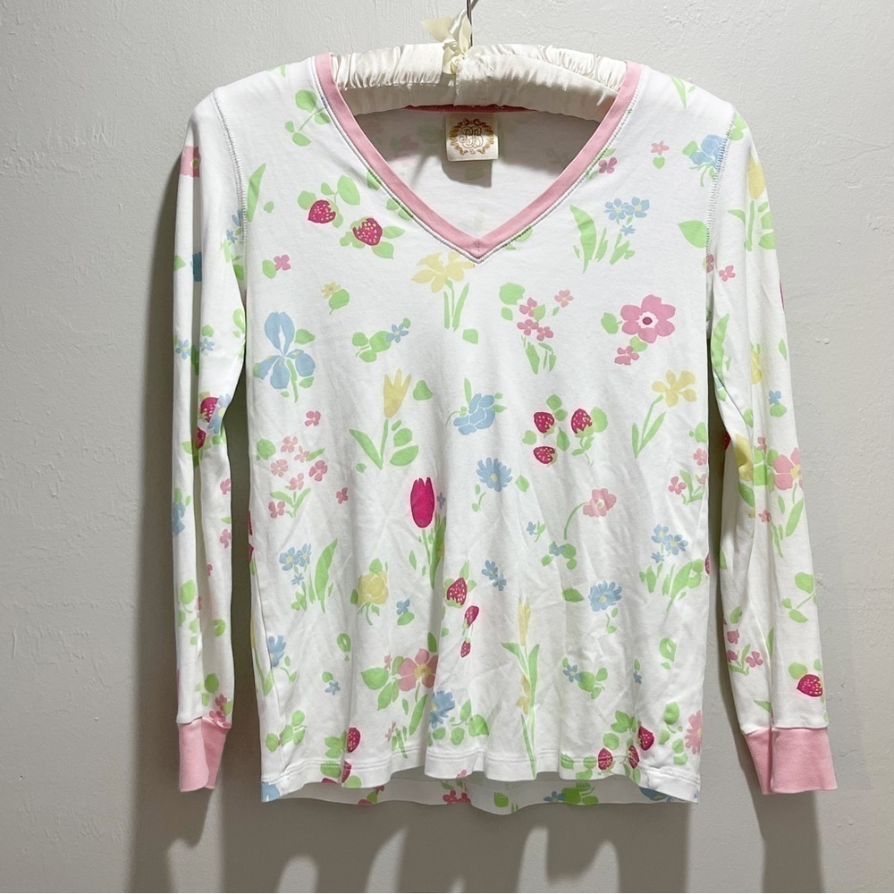 THE BEAUFORT BONNET COMPANY Women’s V-Neck Pajama Top Flowers Strawberries Sz S